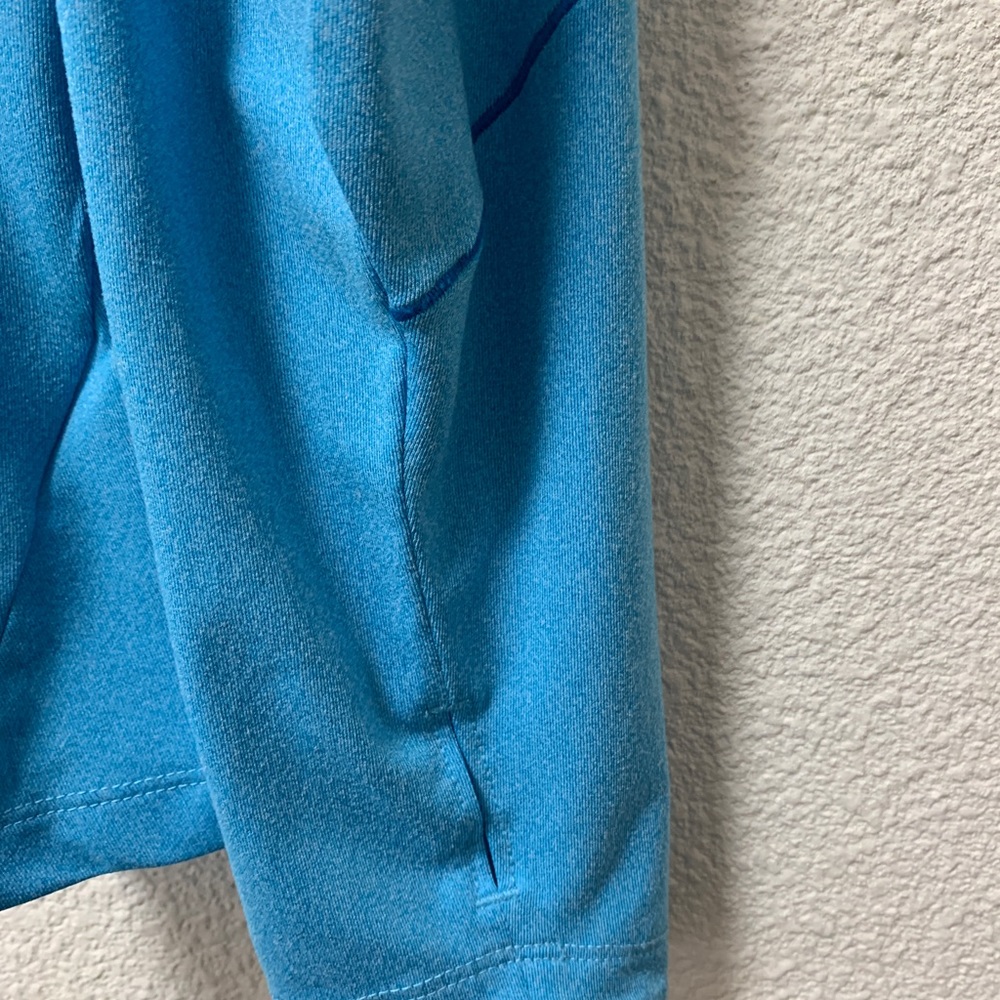 Columbia Sportswear Turquoise Omni-Wick long sleeve vee-neck shirt - Picture 5 of 5